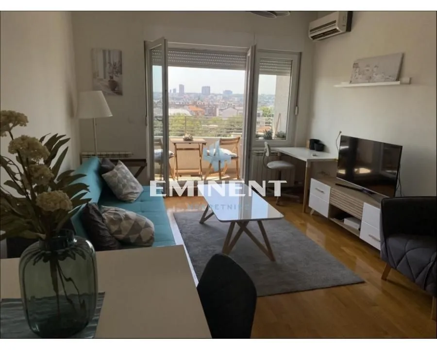 Izdavanje, dvosoban stan, 45m², Crveni Krst, Beograd