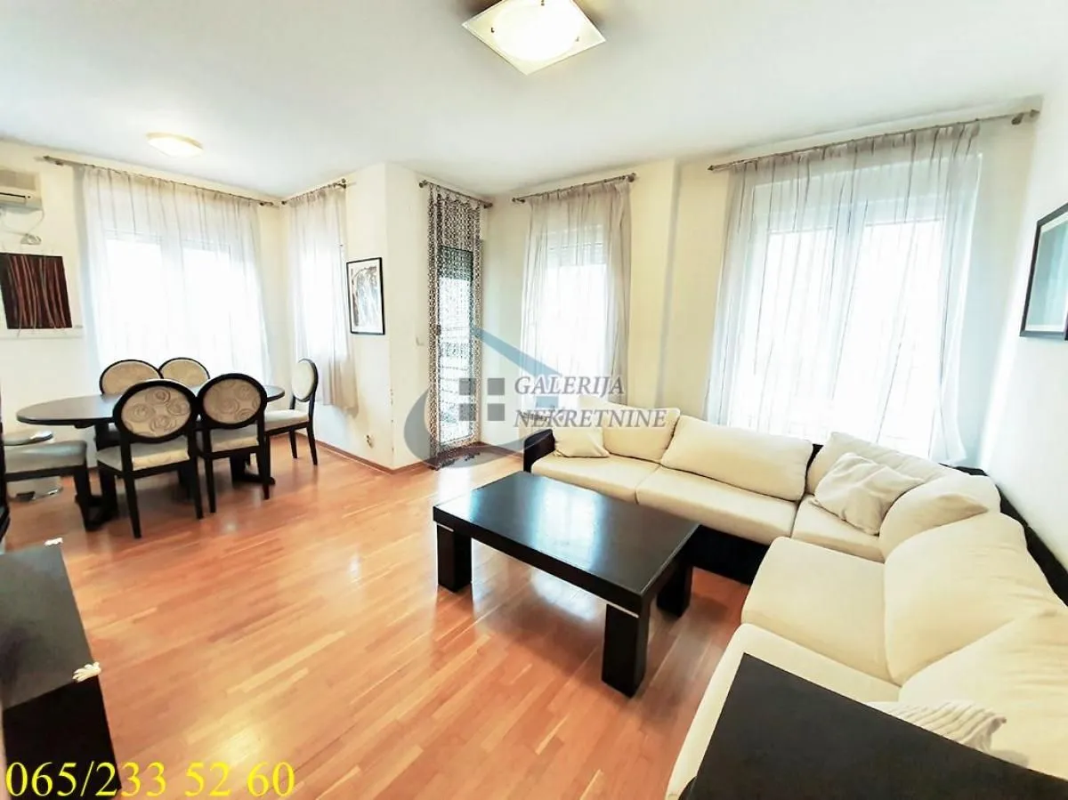 Prodaja, trosoban stan, 57m², Južni Bulevar, Vračar Sve Podlokacije