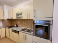 Izdavanje, jednosoban stan, 48m², Stari Aerodrom, Podgorica - image 4