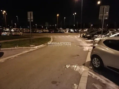 Rent, one bedroom apartment, 37m², Zemun Gornji Grad, Zemun Sve Podlokacije - image 17