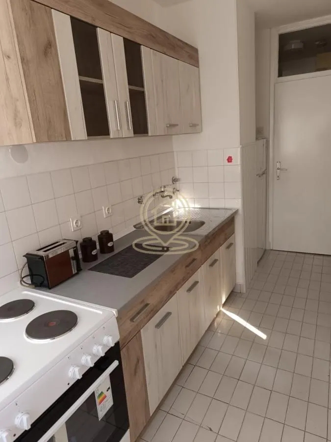 Izdavanje, jednosoban stan, 45m², Novo naselje, Novi Sad