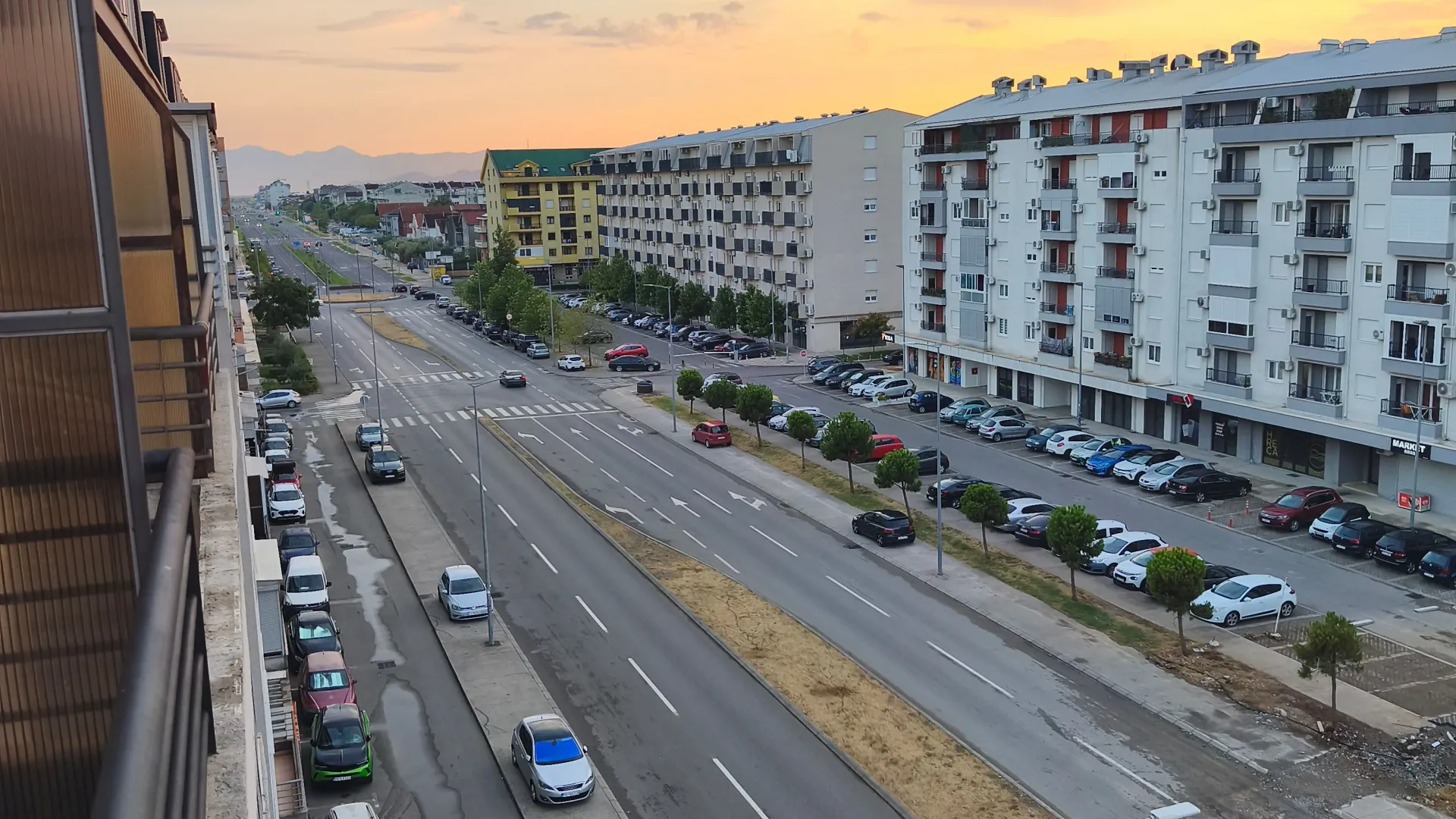 Izdavanje, trosoban stan, 60m², Stari Aerodrom, Podgorica