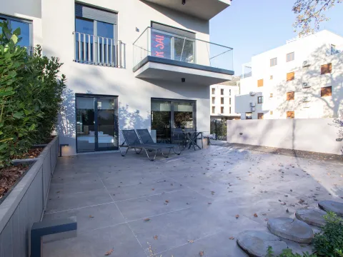 Prodaja, jednosoban stan, 125m², Donja Lastva, Tivat - image 17