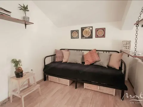 Sale, two bedroom apartment, 82m², Đenovići, Herceg Novi - image 8