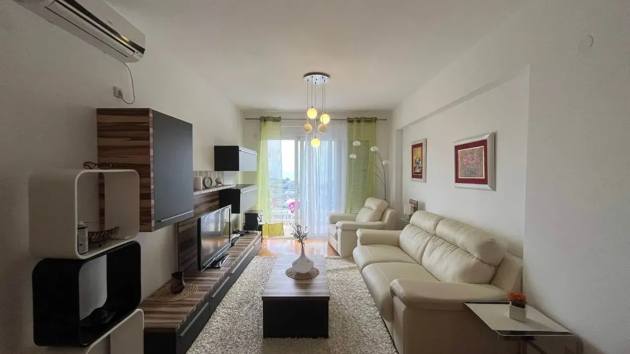 Sale, two bedroom apartment, 80m², Bečići, Budva
