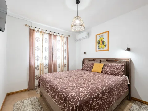 Sale, two bedroom apartment, 79m², Bečići, Budva - image 12