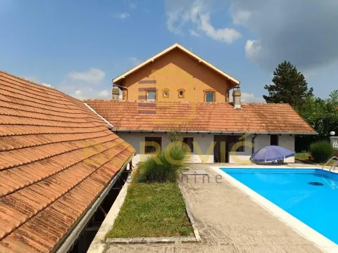 Sale, house, 220m², Sremčica, Beograd - image 2