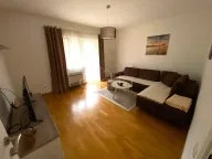 Izdavanje, stan, 68m², Tivat, Crna Gora - image 2