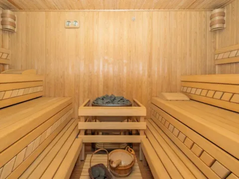 Prodaja, poslovni prostor, 327m², Blok 5, Podgorica - image 8