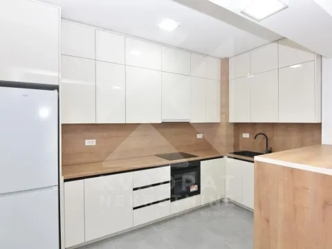 Rent, two bedroom apartment, 79m², Momišići, Podgorica - image 4