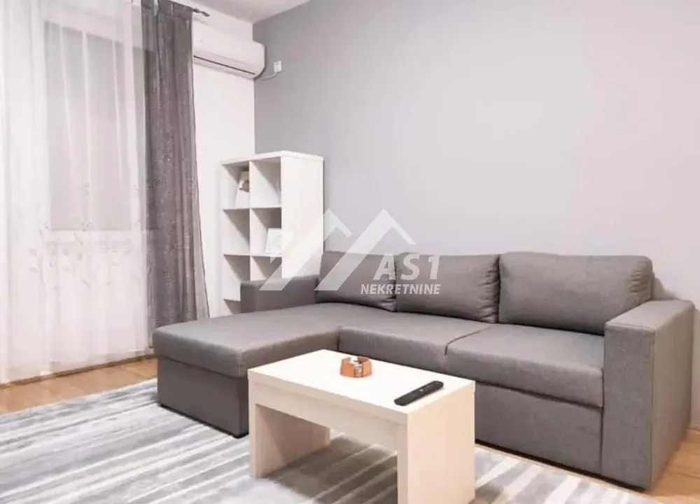 Izdavanje, dvosoban stan, 42m², Rotkvarija, Novi Sad Sve Podlokacije