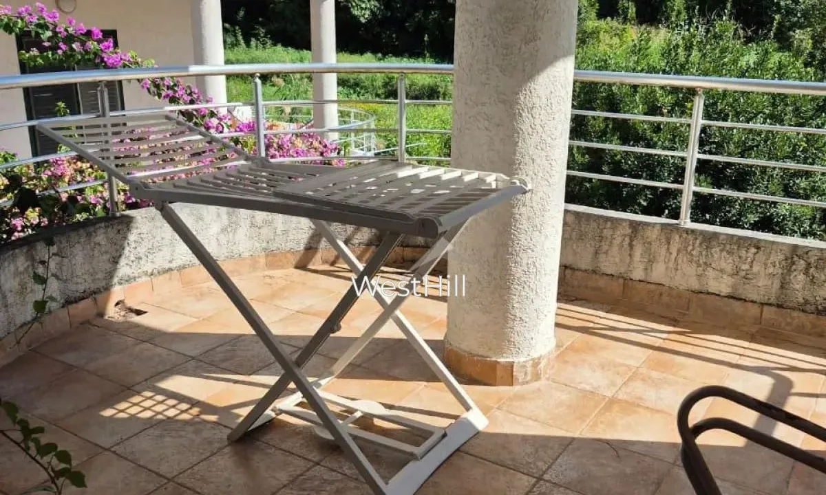 Prodaja, jednosoban stan, 89m², Risan, Kotor