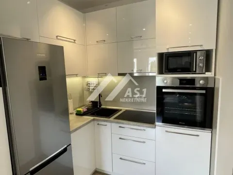 Izdavanje, dvosoban stan, 49m², Rotkvarija, Novi Sad Sve Podlokacije - image 4