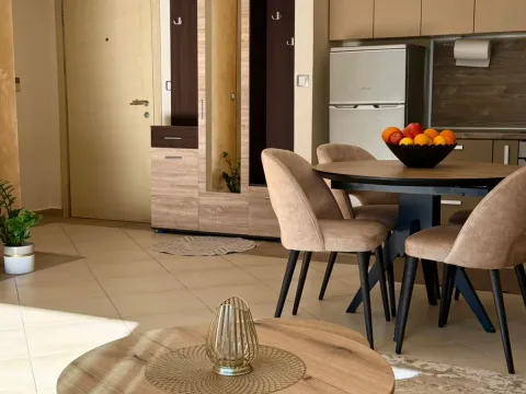 Prodaja, jednosoban stan, 74m², Dobrota, Kotor - image 13