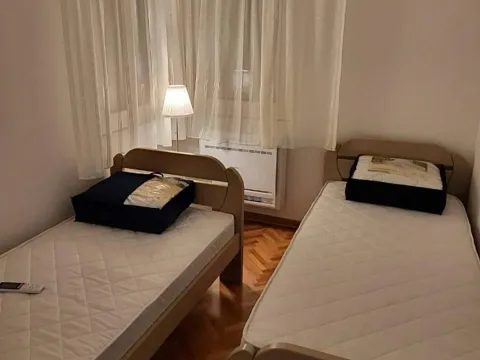 Rent, two bedroom apartment, 66m², Centar, Tivat - image 9