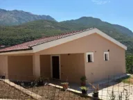 Rent, house, 100m², Sutvara, Kotor - image 1