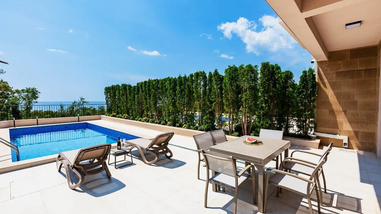 Prodaja, kuća, 220m², Reževići, Budva