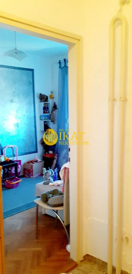 Prodaja, dvosoban stan, 60m², Sremska Mitrovica, Srbija
