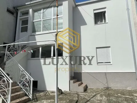 Izdavanje, jednosoban stan, 50m², Preko Morače, Podgorica - image 12