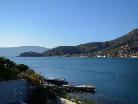 Rent, house, 513m², Tivat, Crna Gora - image 4