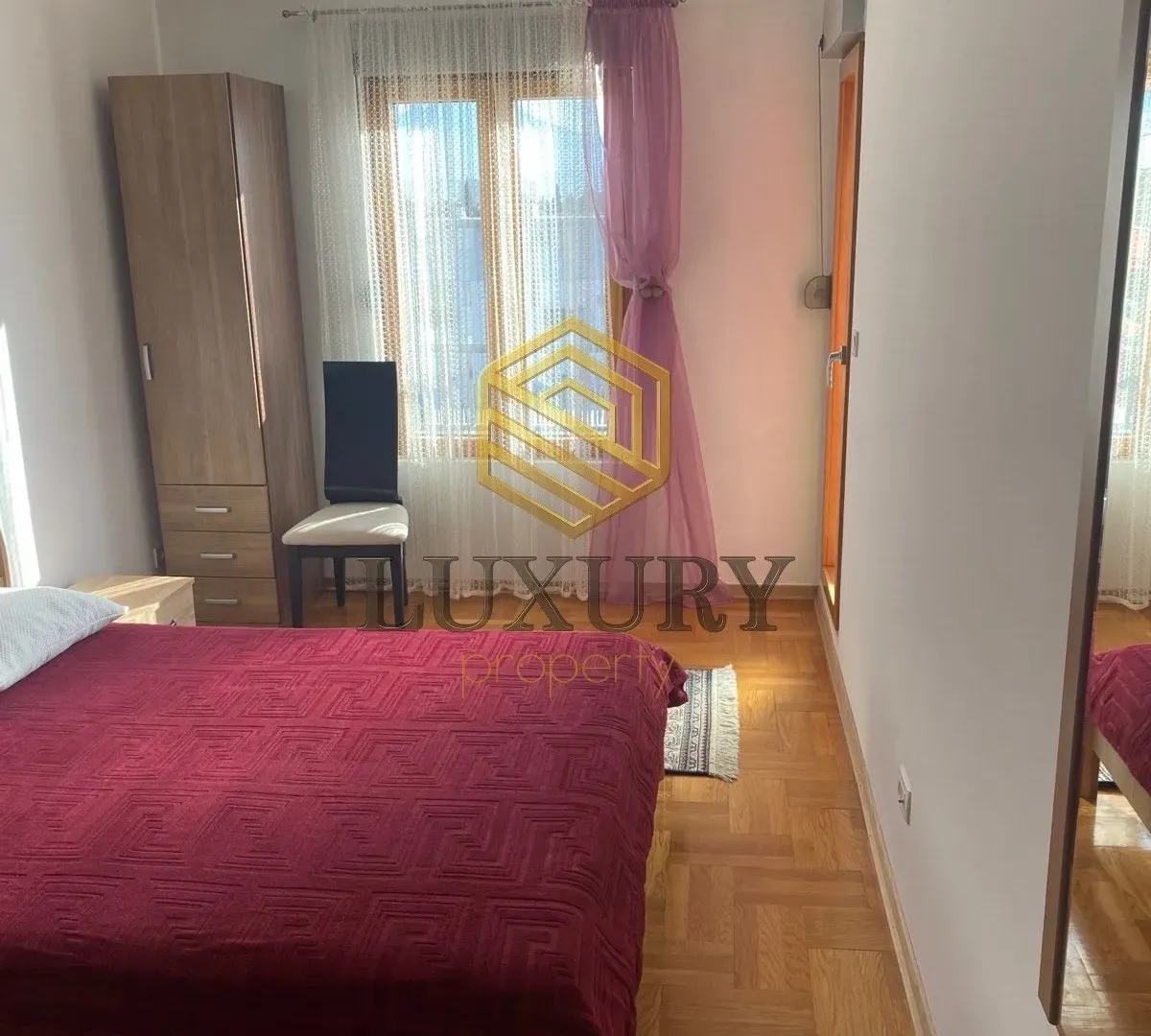 Izdavanje, jednosoban stan, 52m², Preko Morače, Podgorica