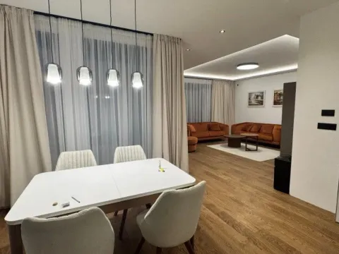 Rent, house, 225m², Gornja Gorica, Podgorica - image 2