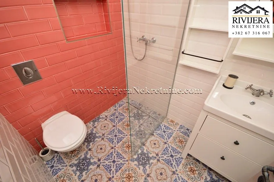 Prodaja, kuća, 184m², Baošići, Herceg Novi