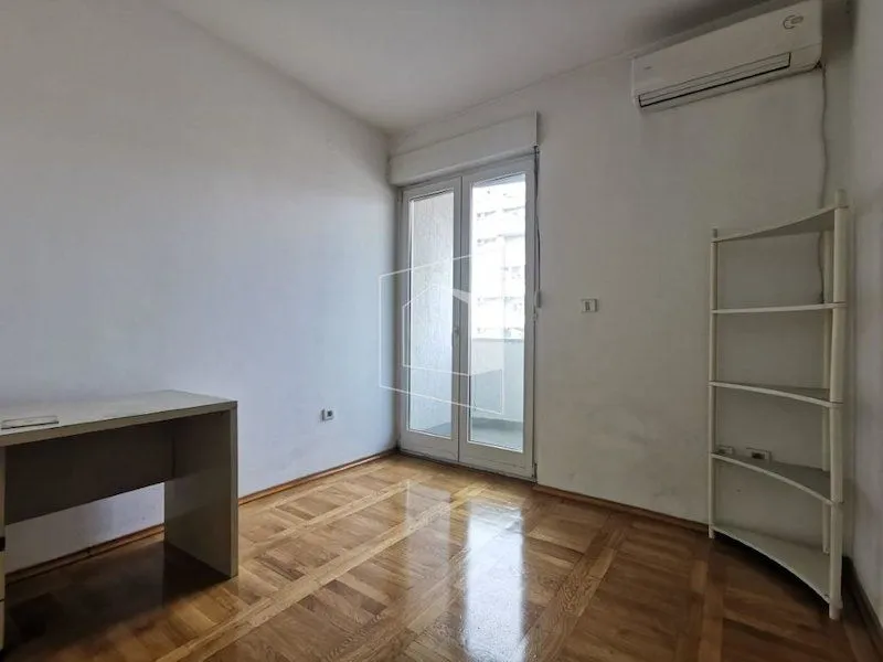 Rent, three bedroom apartment, 88m², Stari Aerodrom, Podgorica