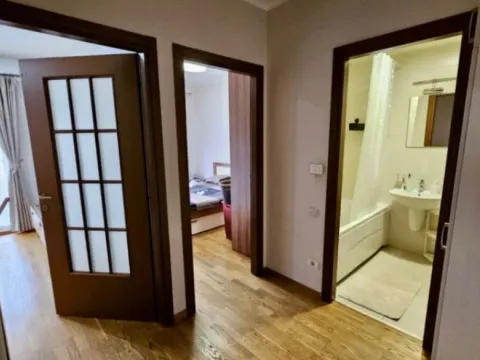 Izdavanje, jednosoban stan, 51m², City Kvart, Podgorica - image 4