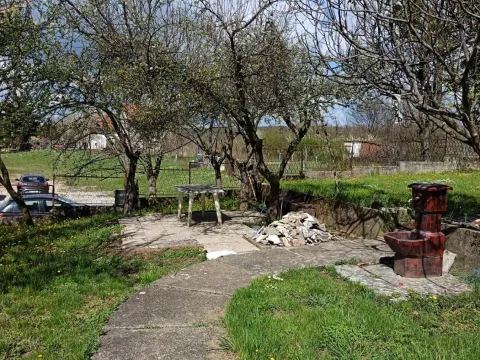 Sale, house, 300m², Sremčica, Beograd - image 15