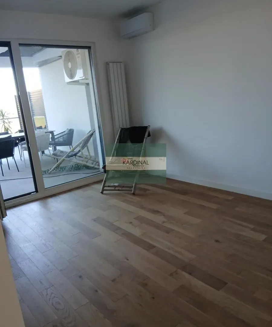 Prodaja, trosoban stan, 106m², Bubanj, Kragujevac