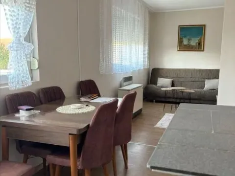 Rent, one bedroom apartment, 41m², Zemun Kalvarija, Zemun Sve Podlokacije - image 7