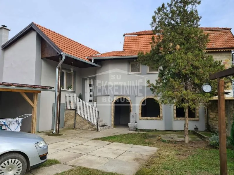 Prodaja, kuća, 150m², Makova Sedmica, Subotica