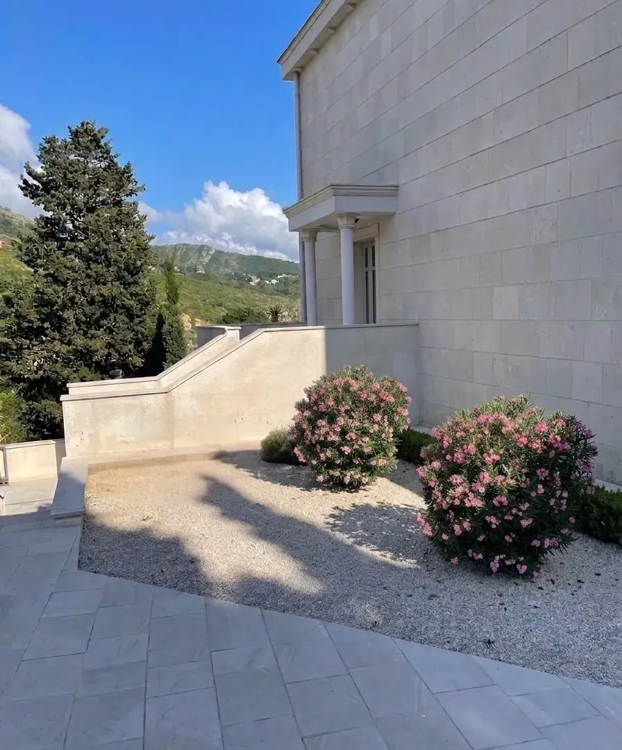 Prodaja, kuća, 270m², Reževići, Budva