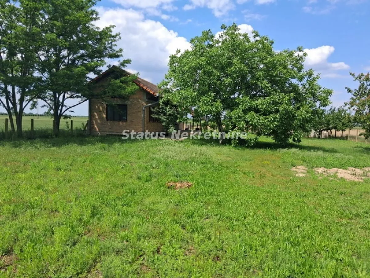 Prodaja, kuća, 118m², Futog, Novi Sad Sve Podlokacije