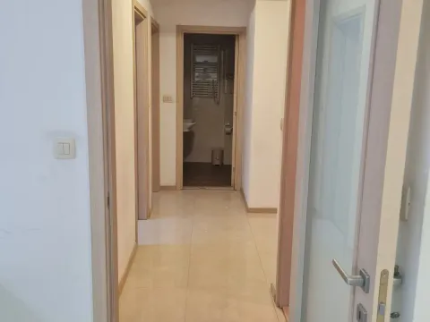 Izdavanje, stan, 75m², City Kvart, Podgorica - image 2