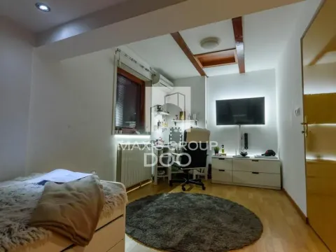 Prodaja, četvorosoban stan, 131m², Gundulićev Venac, Beograd - image 14