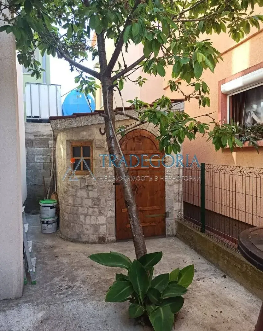 Prodaja, kuća, 232m², Bar, Crna Gora