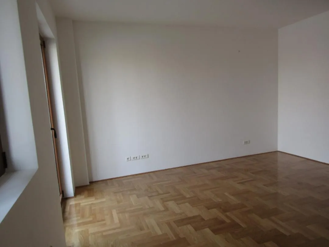 Prodaja, trosoban stan, 138m², Preko Morače, Podgorica