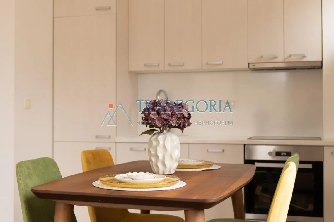 Prodaja, dvosoban stan, 60m², Pržno, Budva