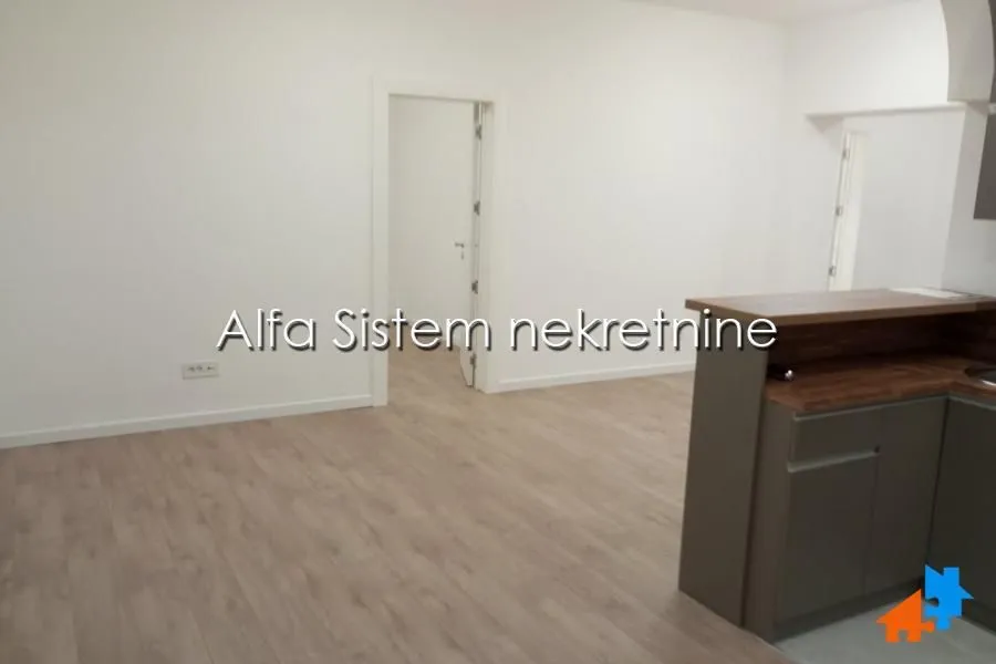 Izdavanje, četvorosoban stan, 100m², Stari Grad, Beograd