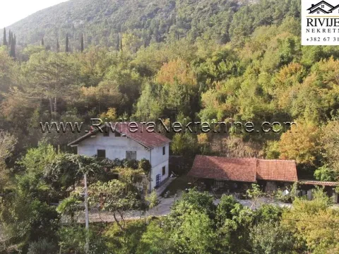 Prodaja, kuća, 160m², Sutorina, Herceg Novi - image 1