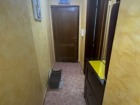 Prodaja, jednosoban stan, 40m², Centar, Budva - image 4