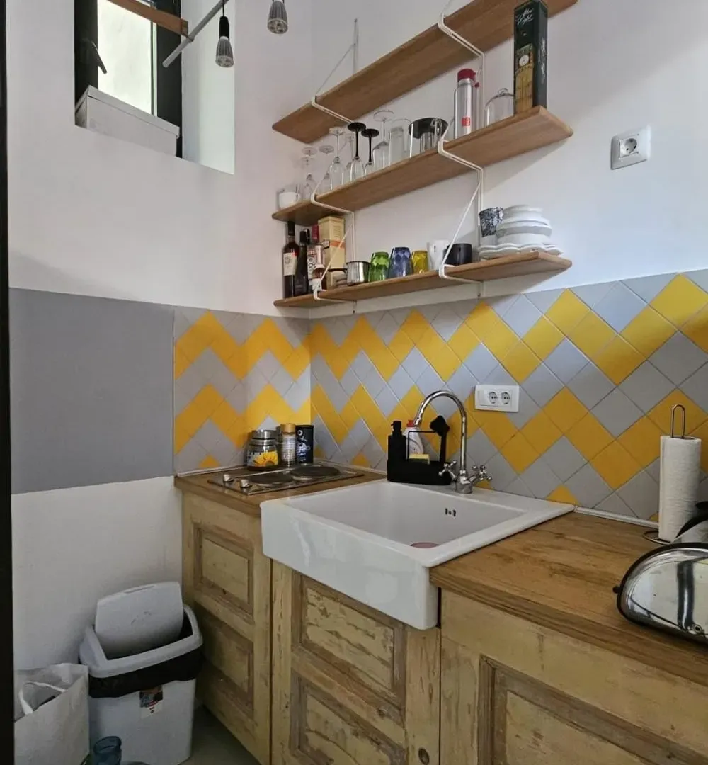 Prodaja, trosoban stan, 68m², Kalenić Pijaca, Vračar Sve Podlokacije