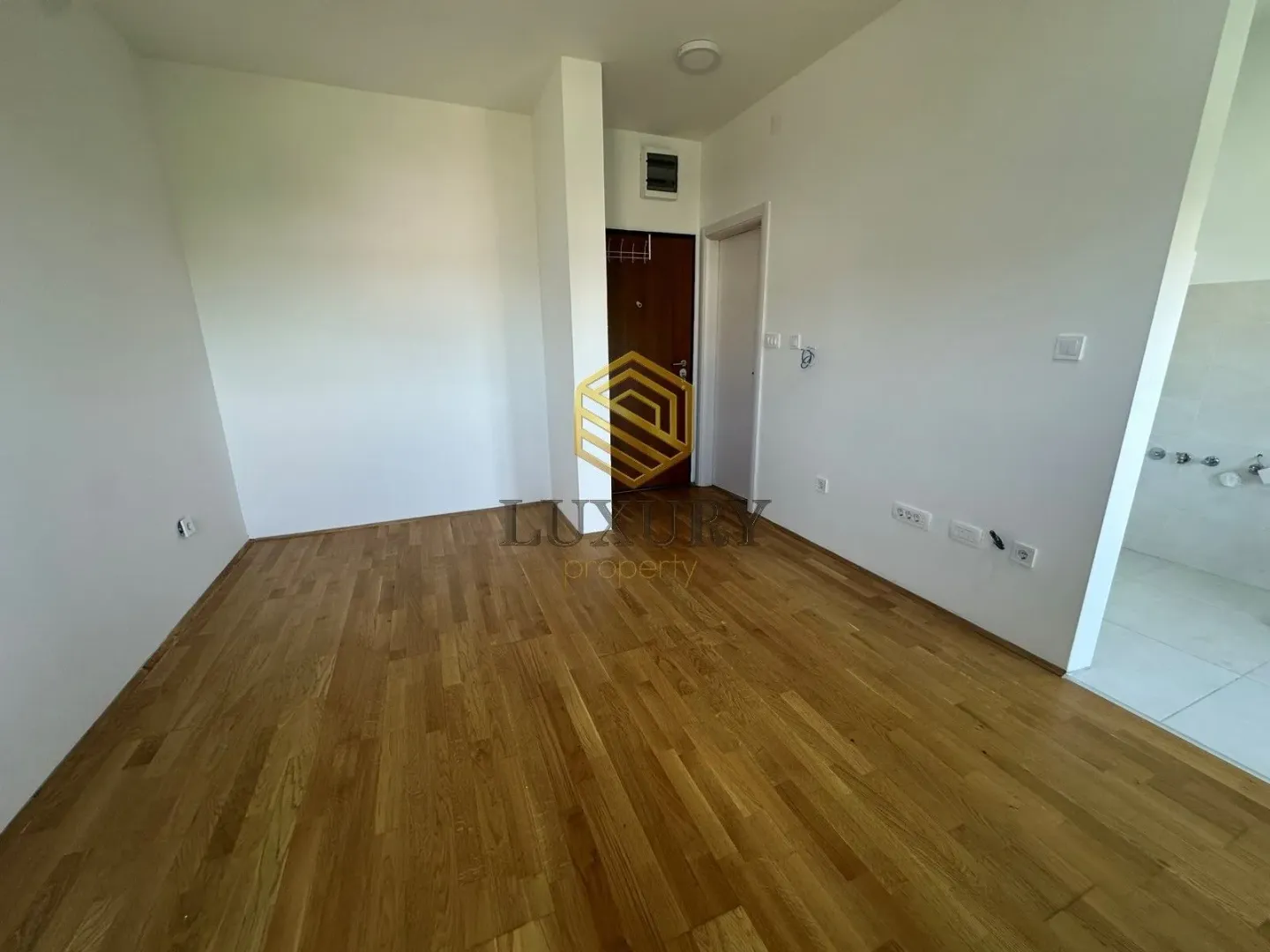Izdavanje, garsonjera, 30m², Zabjelo, Podgorica