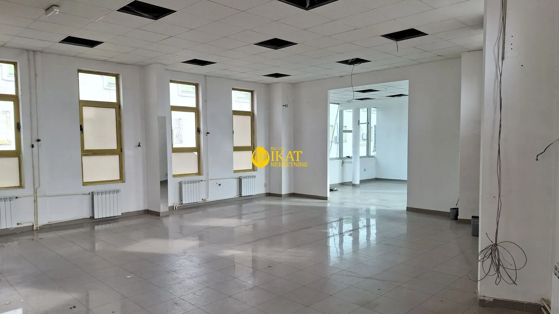 Sale, office space, 135m², Zvezdara Sve Podlokacije, Beograd