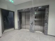 Izdavanje, poslovni prostor, 2542m², Centar, Podgorica - image 8