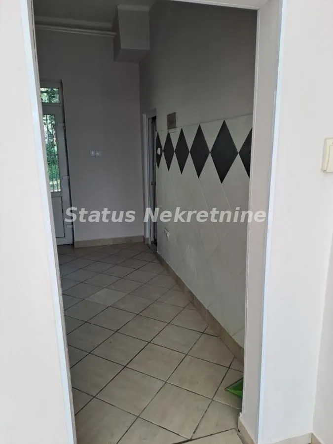 Rent, office space, 50m², Satelit, Novi Sad Sve Podlokacije