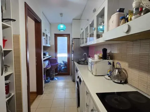 Prodaja, trosoban stan, 130m², Tološka šuma, Podgorica - image 4