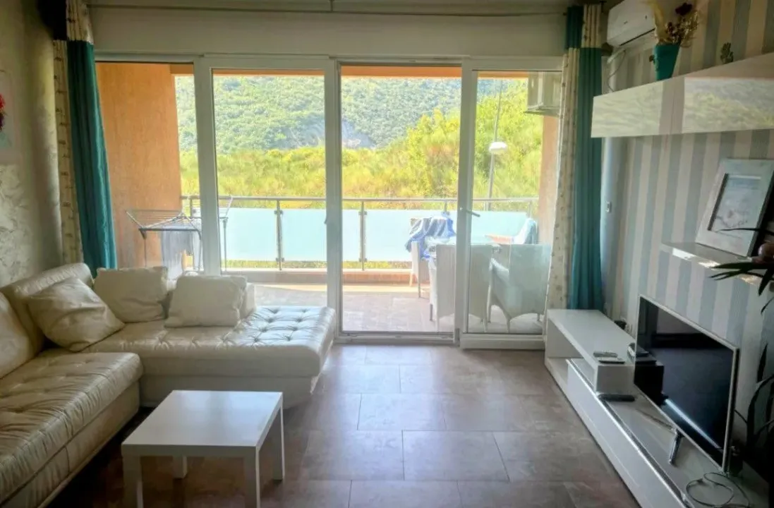 Prodaja, dvosoban stan, 68m², Bečići, Budva